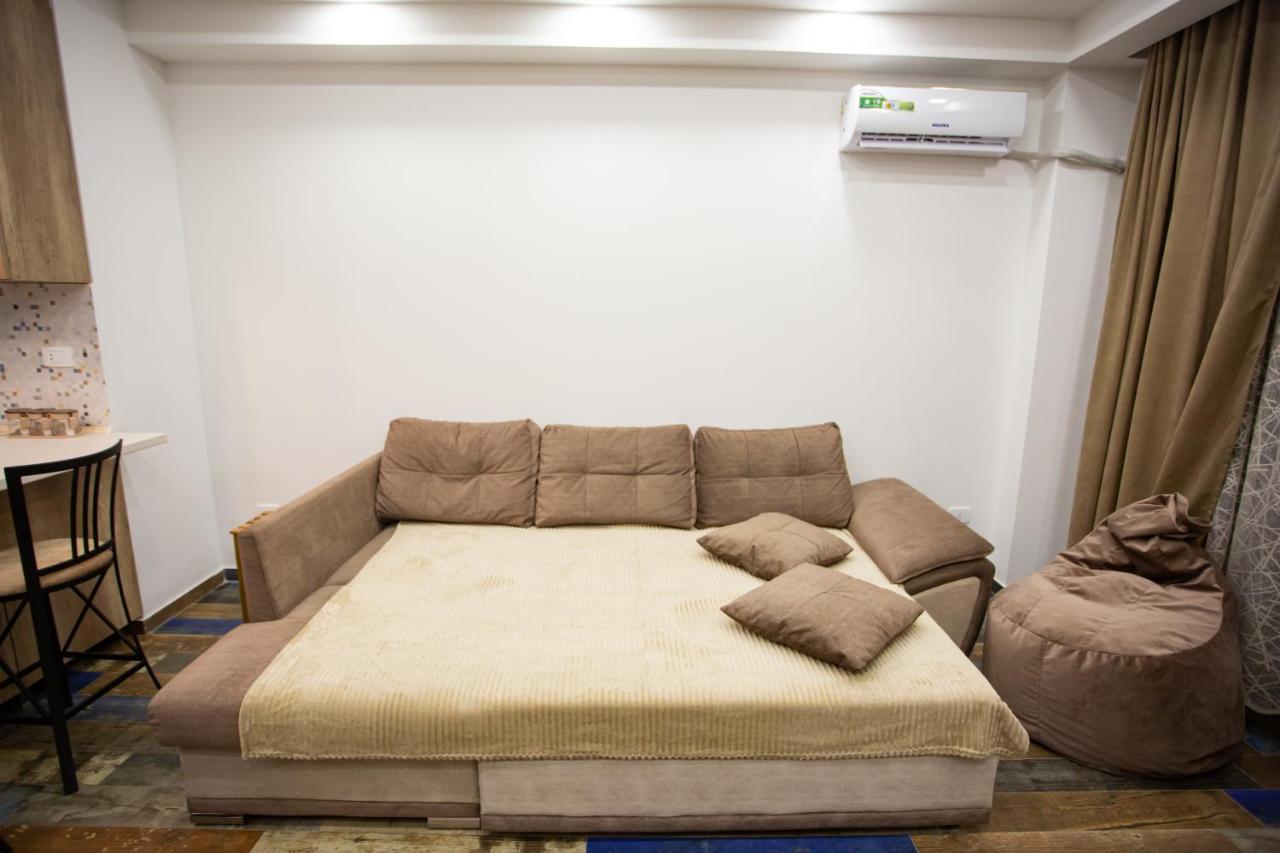 Fantastic Apartments Near Republic Square, Perfect Location, Mystreet Company Yerevan Exterior foto