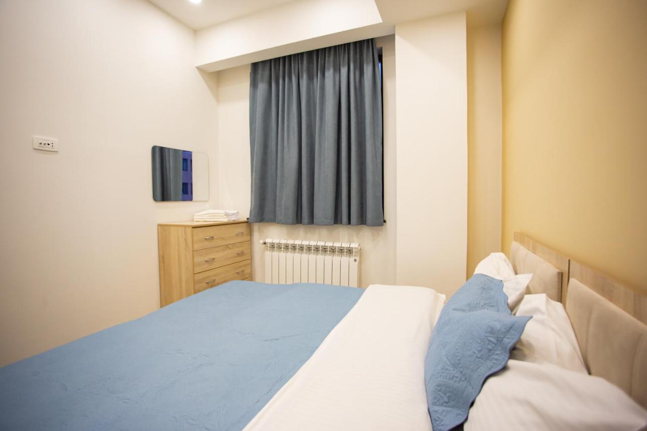 Fantastic Apartments Near Republic Square, Perfect Location, Mystreet Company Yerevan Exterior foto