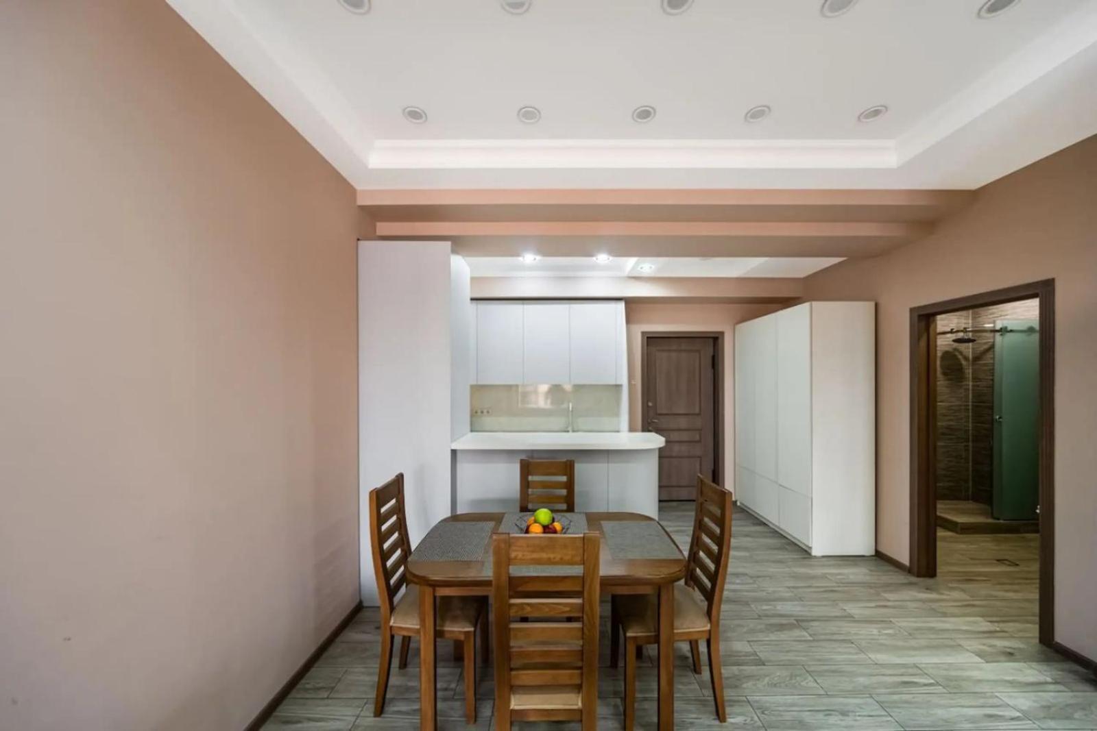Fantastic Apartments Near Republic Square, Perfect Location, Mystreet Company Yerevan Exterior foto