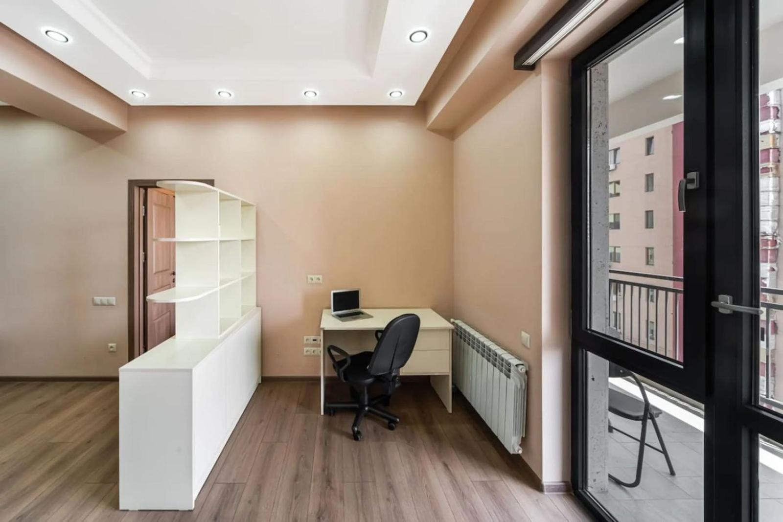 Fantastic Apartments Near Republic Square, Perfect Location, Mystreet Company Yerevan Exterior foto