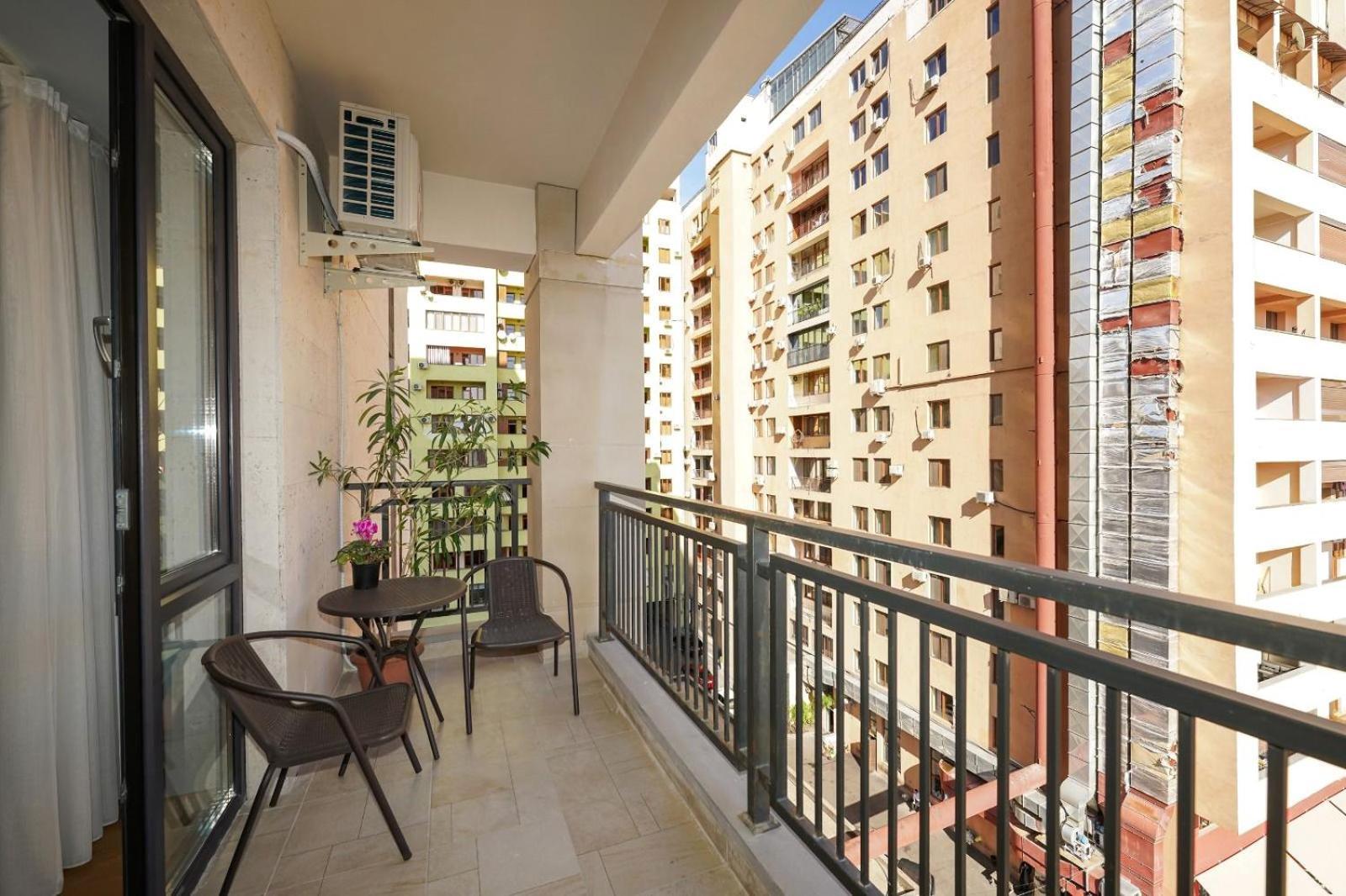 Fantastic Apartments Near Republic Square, Perfect Location, Mystreet Company Yerevan Exterior foto